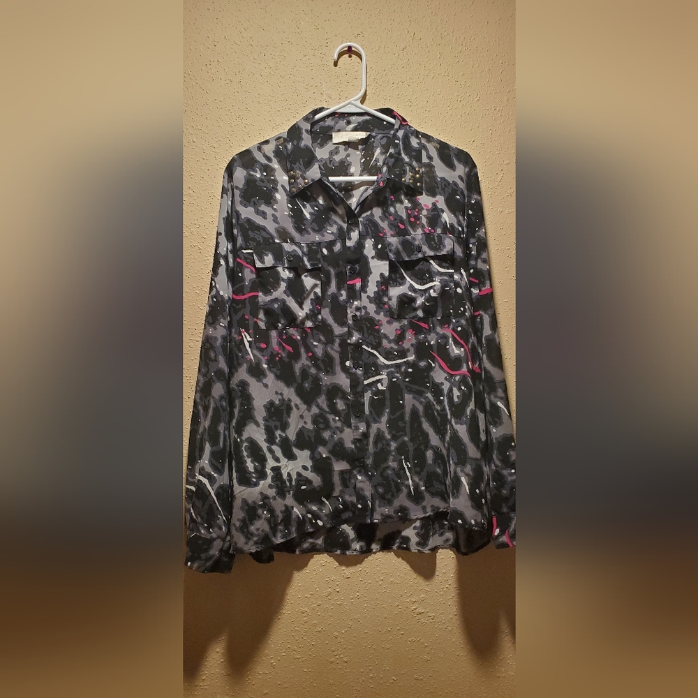 Nicki Minaj Women's Longslevee Button Down Blouse Cutout Animal Print size XXL